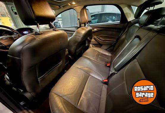 Autos - Ford Focus 4P 2.0 SE Plus Pow 2016 Nafta 81000Km - En Venta