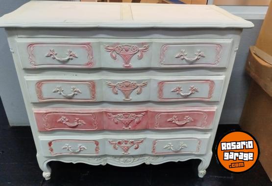 Hogar - COMODA ANTIGUA PROVENZA - En Venta