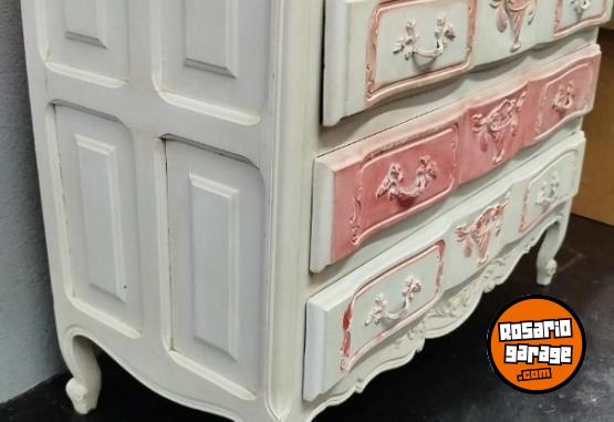 Hogar - COMODA ANTIGUA PROVENZA - En Venta