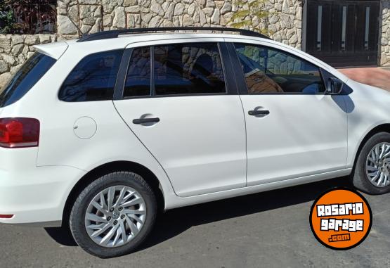 Autos - Volkswagen Suran 2017 Nafta 130000Km - En Venta