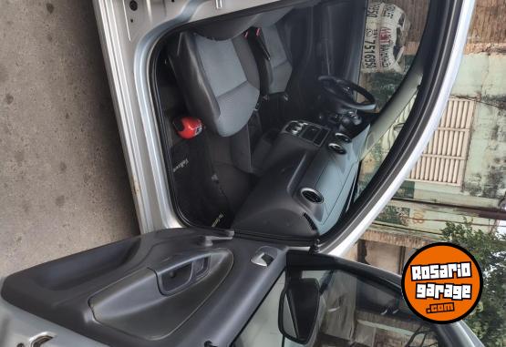 Autos - Volkswagen Gol trend 2010 Nafta 93000Km - En Venta