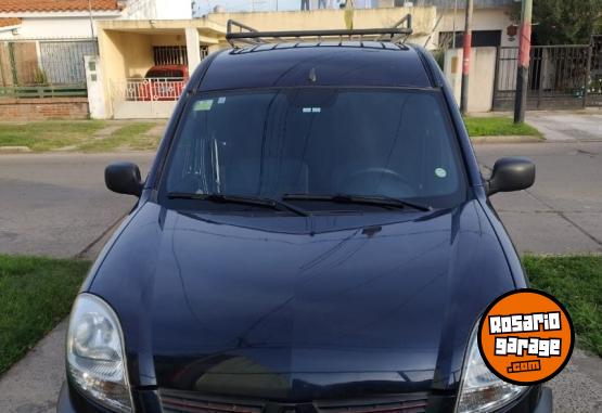 Utilitarios - Renault Kangoo 2013 Nafta 105000Km - En Venta