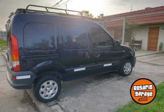 Utilitarios - Renault Kangoo 2013 Nafta 105000Km - En Venta