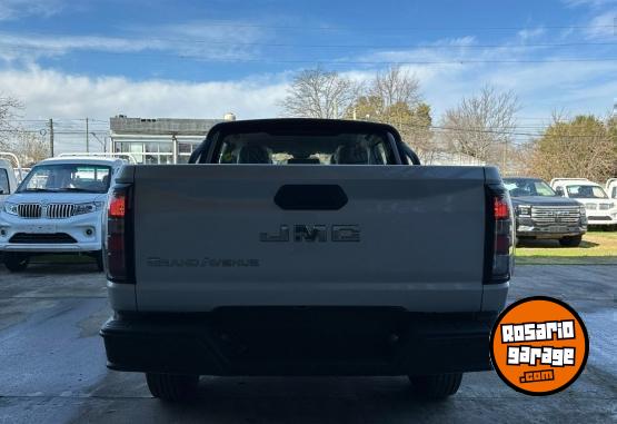 Camionetas - JMC GRAND AVENUE 2.3T A/T 4x2 2025 Nafta 0Km - En Venta
