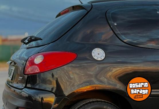 Autos - Peugeot 207 Compact 3 puertas 2011 Nafta 144000Km - En Venta