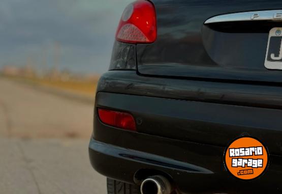 Autos - Peugeot 207 Compact 3 puertas 2011 Nafta 144000Km - En Venta