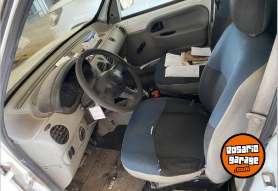 Utilitarios - Renault Kangoo 2010 Diesel 145000Km - En Venta