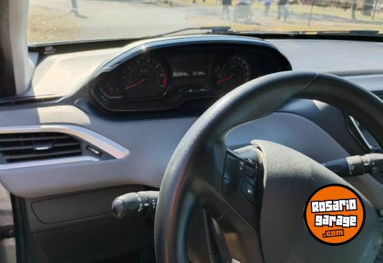 Autos - Peugeot 208 2016 Nafta 53000Km - En Venta