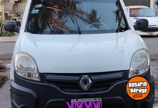 Utilitarios - Renault Kangoo 2015 Nafta 160000Km - En Venta