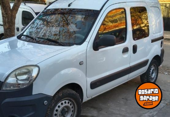 Utilitarios - Renault Kangoo 2015 Nafta 170000Km - En Venta