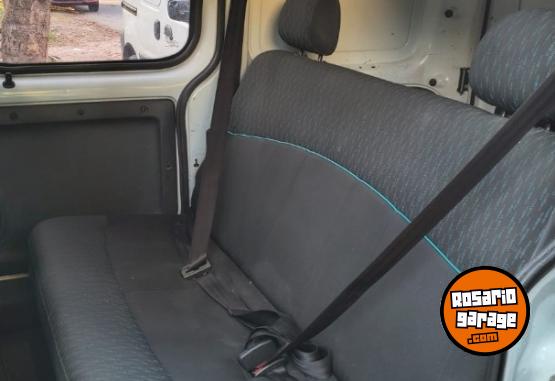 Utilitarios - Renault Kangoo 2015 Nafta 170000Km - En Venta