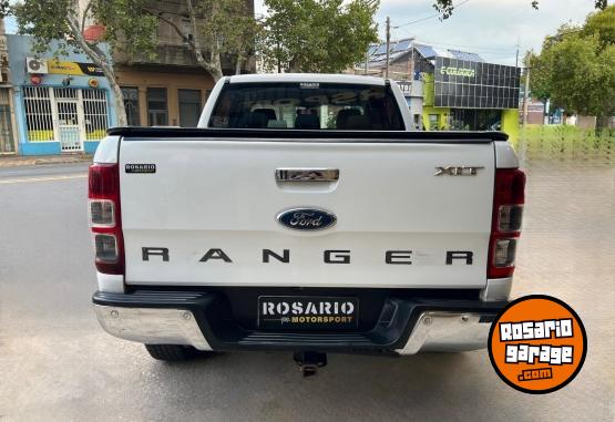 Camionetas - Ford Ranger XLT 2017 Diesel 150000Km - En Venta