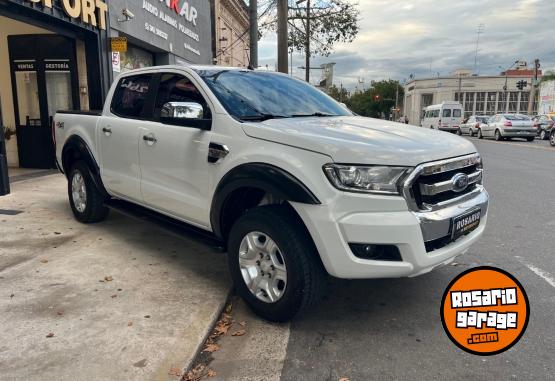 Camionetas - Ford Ranger XLT 2017 Diesel 150000Km - En Venta
