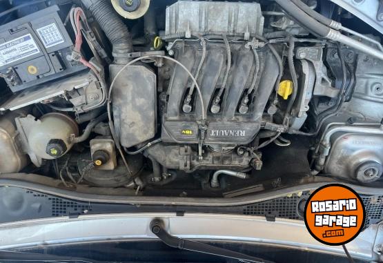 Autos - Renault Stepway confort 1.6 2011 Nafta 114000Km - En Venta