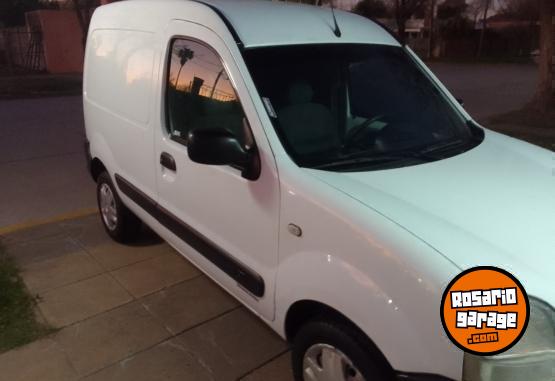 Utilitarios - Renault Kangoo furgon s/ p  lat. 2007 Diesel 1000Km - En Venta