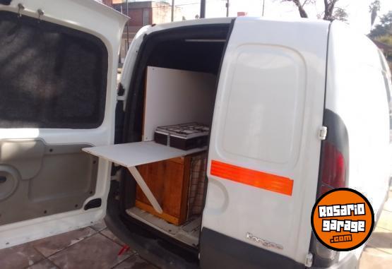 Utilitarios - Renault Kangoo furgon s/ p  lat. 2007 Diesel 1000Km - En Venta