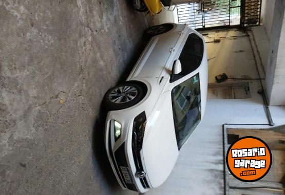 Autos - Volkswagen Polo Highine 2020 Nafta 113000Km - En Venta