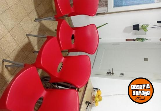 Hogar - SILLAS (4) GEMPLAST rojas - En Venta