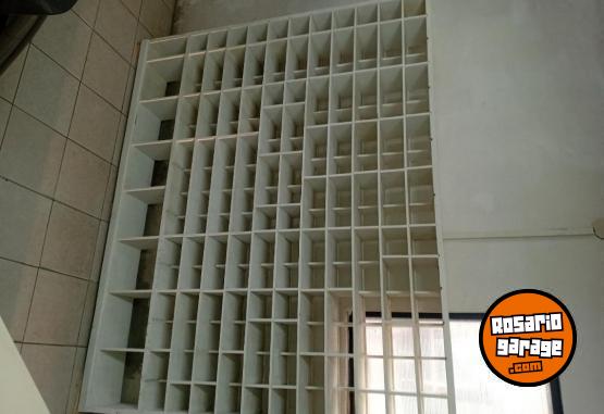 Hogar - MUEBLE CON DIVISIONES - En Venta