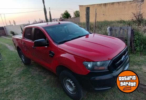 Camionetas - Ford Ranger 2.2 2017 Diesel 204000Km - En Venta