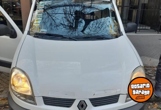 Utilitarios - Renault Kangoo Furgón 2011 Nafta 111111Km - En Venta