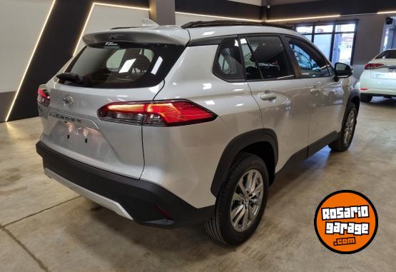 Autos - Toyota COROLLA CROSS XLI CVT 2025 Nafta 0Km - En Venta