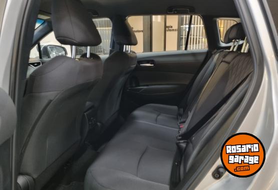 Autos - Toyota COROLLA CROSS XLI CVT 2025 Nafta 0Km - En Venta