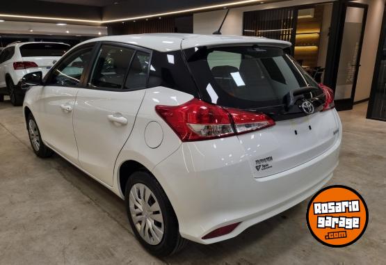 Autos - Toyota YARIS XS CVT 1.5L 5P 2025 2025 Nafta 0Km - En Venta