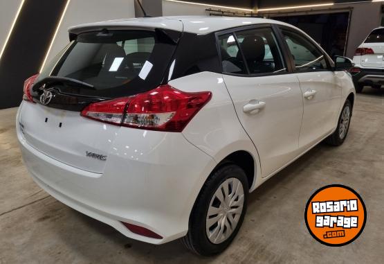 Autos - Toyota YARIS XS CVT 1.5L 5P 2025 2025 Nafta 0Km - En Venta