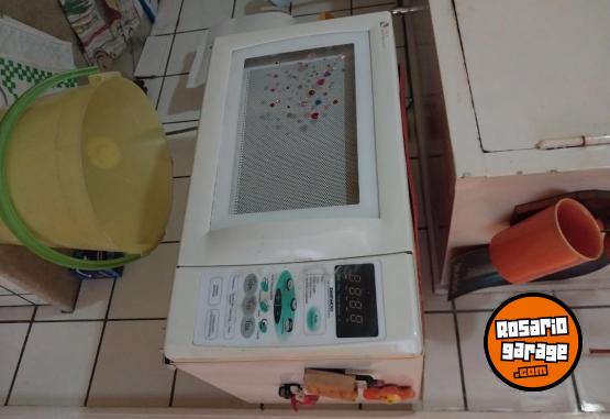 Hogar - heladera y microondas - En Venta