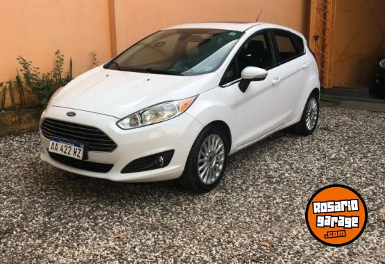 Autos - Ford FIESTA TITANIUM 2016 Nafta 90000Km - En Venta