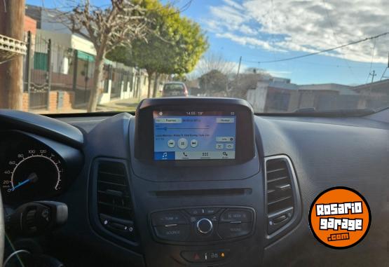 Autos - Ford Fiesta Kinetic SE 2018 Nafta 20000Km - En Venta