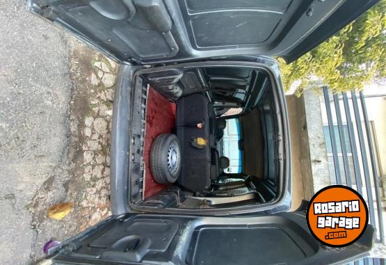 Utilitarios - Renault Kangoo 2015 Nafta 208000Km - En Venta