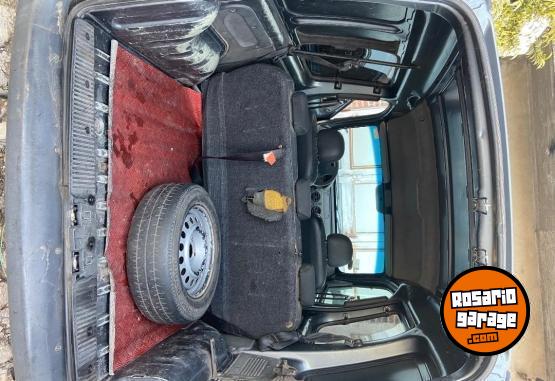 Utilitarios - Renault Kangoo 2015 Nafta 208000Km - En Venta