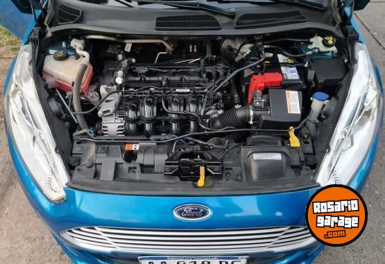 Autos - Ford Fiesta Kinetic SE 2016 Nafta 66500Km - En Venta