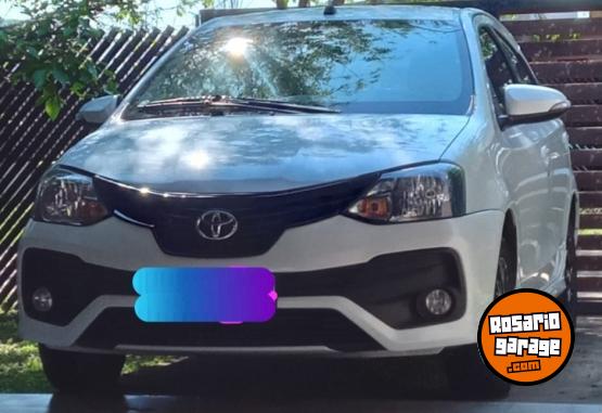 Autos - Toyota Etios XLS 1.5 2022 Nafta 73000Km - En Venta