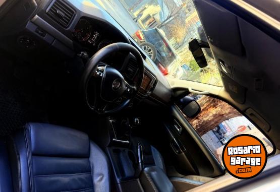 Camionetas - Volkswagen Amarok confortline 2017 Diesel 160000Km - En Venta