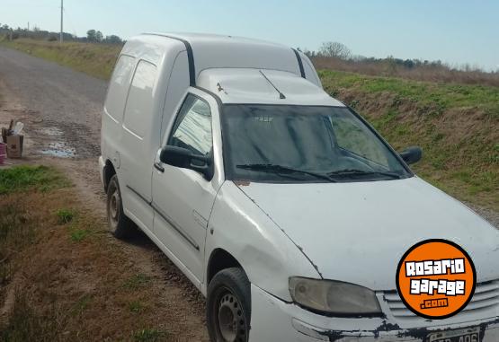 Utilitarios - Volkswagen caddy 1.9 Diesel 2007 Diesel 350000Km - En Venta