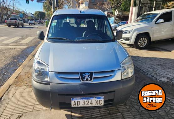 Utilitarios - Peugeot Partner furgon mixto 2017 GNC  - En Venta