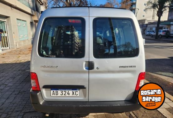 Utilitarios - Peugeot Partner furgon mixto 2017 GNC  - En Venta