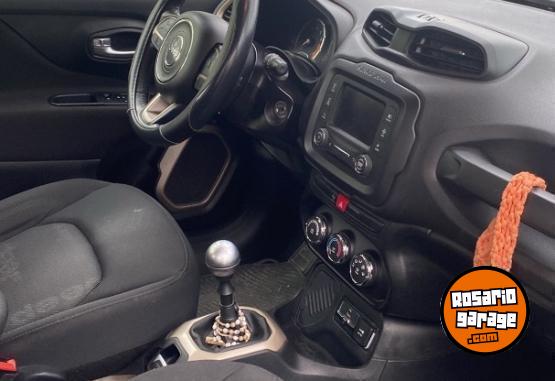 Camionetas - Jeep Renegade 2018 Nafta 40000Km - En Venta