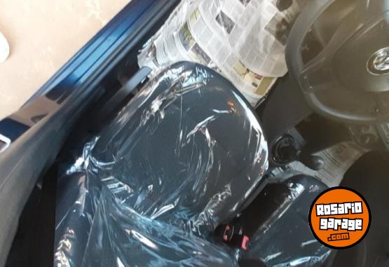 Autos - Volkswagen Gol trend 2017 GNC 79000Km - En Venta