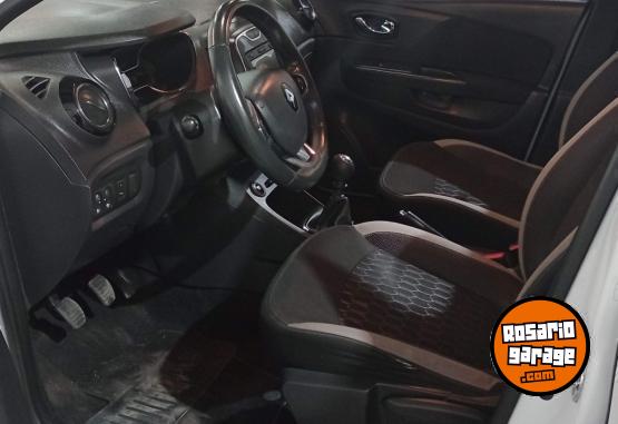 Autos - Renault CAPTUR ZEN 2.0 2017 Nafta 125636Km - En Venta