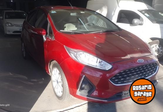 Autos - Ford Fiesta Titanium 2019 Nafta 94000Km - En Venta