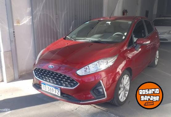 Autos - Ford Fiesta Titanium 2019 Nafta 94000Km - En Venta