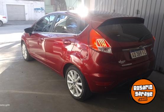 Autos - Ford Fiesta Titanium 2019 Nafta 94000Km - En Venta