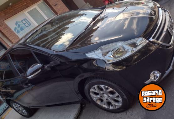 Autos - Peugeot Allure 2014 Nafta 90000Km - En Venta