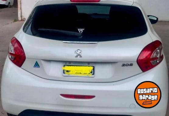 Autos - Peugeot 208 2016 Nafta 80000Km - En Venta