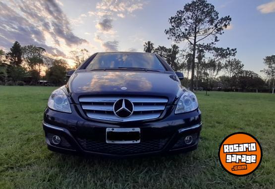 Autos - Mercedes Benz B180 2010 Nafta 156700Km - En Venta