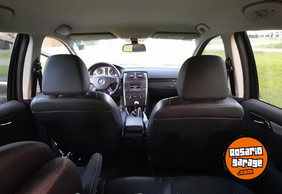 Autos - Mercedes Benz B180 2010 Nafta 156700Km - En Venta